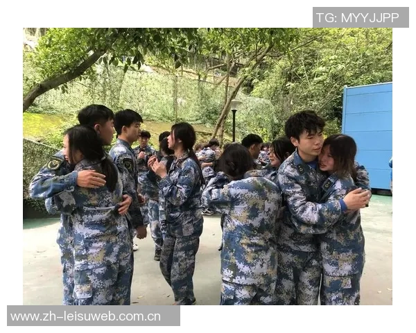 重庆篮球队的崛起之路:揭秘他们背后的力量与激情 重庆篮球队的崛起之路:揭秘他们背后的力量与激情